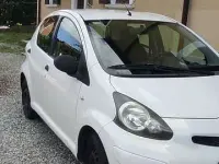 Usata Toyota Aygo Connect Style 68 CV (50 kW) 2011 Bianco Utilitaria
