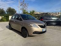 Usata Lancia Ypsilon Gold 69 CV (50 kW) 2021 Oro Utilitaria