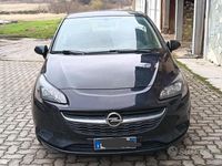 Usado Opel Corsa 90 HP (66 kW) 2016 Preto Sedan
