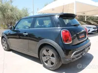 Usata Mini Cooper S Classic 178 CV (130 kW) 2022 Nero Utilitaria