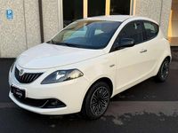 Usata Lancia Ypsilon Gold 69 CV (50 kW) 2023 Bianco Utilitaria