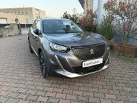 Usata Peugeot 2008 Allure 131 CV (96 kW) 2022 Grigio platinum SUV