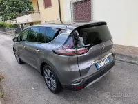 Usata Renault Espace Initiale Paris 160 CV (117 kW) 2016 Grigio Monovolume