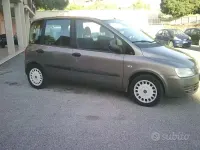 Käytetty Fiat Multipla Dynamic 120 HP (88 kW) 2007 Harmaa Tila-auto