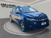 Usata Dacia Sandero Expression 101 CV (74 kW) 2023 Blu iron Utilitaria