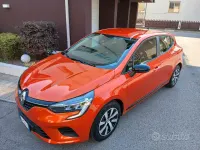 Usata Renault Clio V Equilibre 91 CV (66 kW) 2023 Arancio valencia Berlina