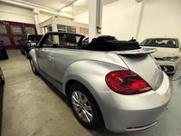 Usata VW Beetle Cabriolet Design 105 CV (77 kW) 2013 Grigio Cabrio