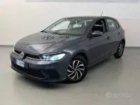 Usata VW Polo Life 80 CV (58 kW) 2021 Grigio Utilitaria