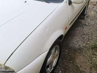 Usata Ford Fiesta 75 CV (55 kW) 1998 Bianco Utilitaria