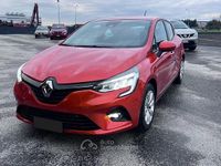 Usata Renault Clio V Business 86 CV (63 kW) 2020 Arancione Berlina