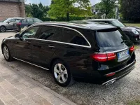 Usata Mercedes E220 Business 150 CV (110 kW) 2018 Nero Station wagon