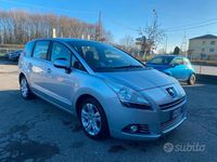 Usata Peugeot 5008 Active 112 CV (82 kW) 2012 Grigio Monovolume