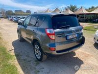 usata Toyota RAV4 2.2 150cv automatico full optional