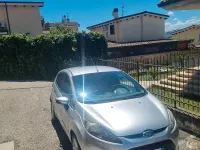 Usata Ford Fiesta 82 CV (60 kW) 2009 Grigio Berlina