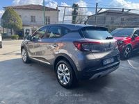 Usata Renault Captur Business 116 CV (85 kW) 2021 Gray SUV