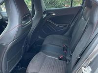 Usata Mercedes GLA220 Premium 177 CV (130 kW) 2017 Grigio SUV