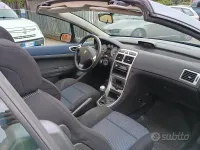 Usata Peugeot 307 CC 109 CV (80 kW) 2005 Blu Cabrio