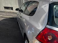 Usata VW Golf IV 116 CV (85 kW) 2005 Grigio Berlina