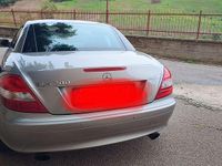 Usata Mercedes SLK200 163 CV (119 kW) 2006 Argento Cabrio