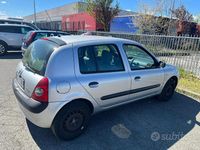 Usata Renault Clio II 75 CV (55 kW) 2006 Berlina