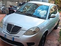 Usata Lancia Ypsilon 77 CV (56 kW) 2010 Grigio Utilitaria