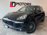 Usata Porsche Cayenne 250 CV (183 kW) 2015 Blu SUV