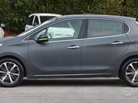Usata Peugeot 208 Allure 82 CV (60 kW) 2015 Grigio Utilitaria