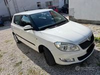 Usata Skoda Fabia Ambition 69 CV (50 kW) 2011 Bianco Berlina
