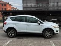 Usata Ford Kuga 140 CV (102 kW) 2012 Bianco SUV