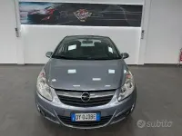 Używany Opel Corsa Cosmo 80 KM (58 kW) 2009 Szary Hatchback