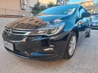 Usata Opel Astra Edition 110 CV (80 kW) 2017 Nero Station wagon