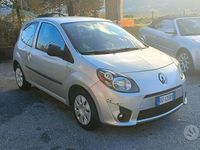 Usata Renault Twingo Dynamique 58 CV (42 kW) 2009 Grigio Utilitaria