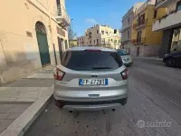 Usata Ford Kuga 120 CV (88 kW) 2018 Grigio SUV