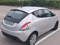 Usata Lancia Ypsilon S 69 CV (50 kW) 2013 Argento Utilitaria