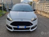 Usata Ford Focus ST 250 CV (183 kW) 2016 Grigio Station wagon