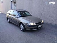 Usata Opel Vectra 101 CV (74 kW) 1997 Bronzo Station wagon