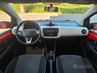 Usata Seat Mii Chic 60 CV (44 kW) 2017 Rosso Utilitaria