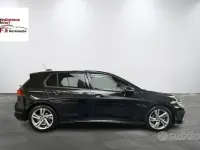 Usata VW Golf VIII R-line 150 CV (110 kW) 2022 Nero Berlina