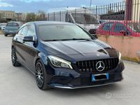 Usata Mercedes CLA200 Premium 136 CV (100 kW) 2017 Blu Coupé