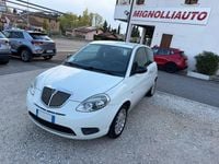 Usata Lancia Ypsilon 69 CV (50 kW) 2012 Bianco Utilitaria