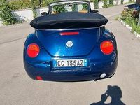 Usata VW Beetle 116 CV (85 kW) 2004 Blu Utilitaria