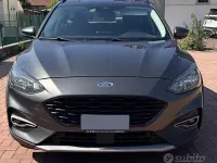 Usata Ford Focus 125 CV (91 kW) 2020 Grigio Station wagon
