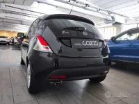 Usata Lancia Ypsilon Silver 69 CV (50 kW) 2013 Nero Utilitaria
