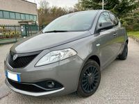 Usata Lancia Ypsilon S 69 CV (50 kW) 2021 Grigio Utilitaria