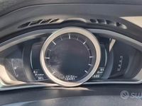 Usata Volvo V40 120 CV (88 kW) 2016 Blu Berlina
