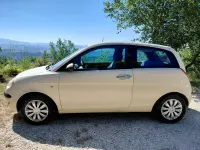 Usata Lancia Ypsilon 60 CV (44 kW) 2004 Giallo Utilitaria