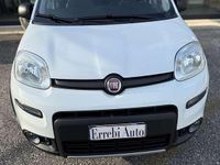 Usata Fiat Panda 4x4 S 95 CV (69 kW) 2018 Bianco Utilitaria