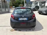 Usata Peugeot 208 Active 68 CV (50 kW) 2018 Nero Utilitaria