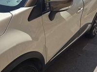 Usata Renault Captur Iconic 110 CV (80 kW) 2016 Beige SUV