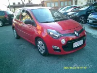 Usata Renault Twingo 75 CV (55 kW) 2012 Rosso Utilitaria